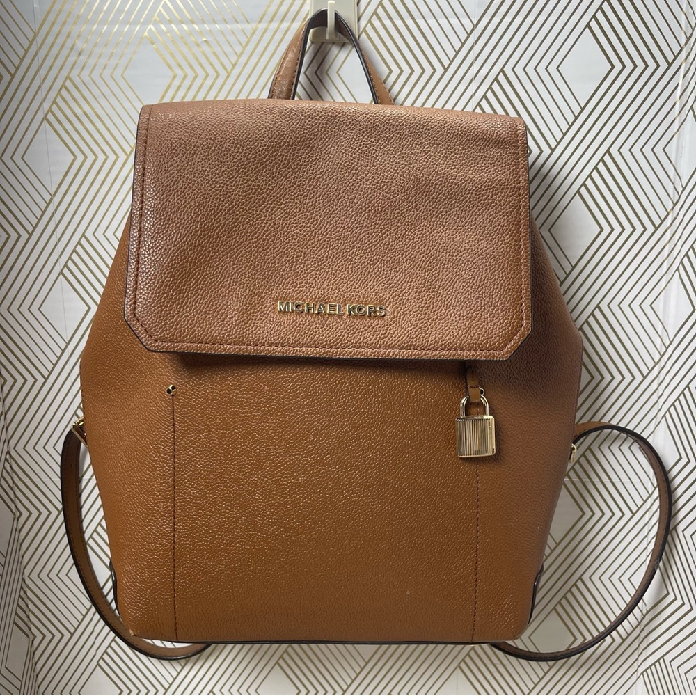 💯AUTHENTIC‎ MICHAEL KORS BACKPACK O20